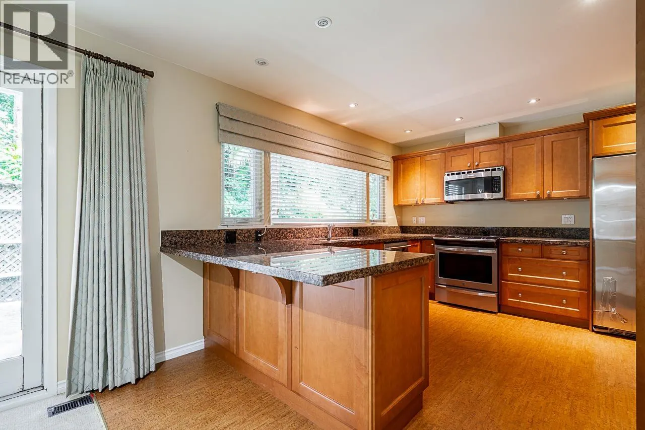 2332 HOSKINS ROAD