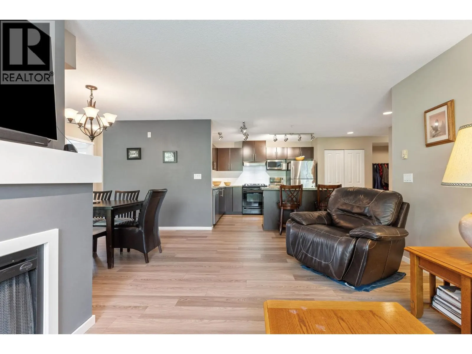 212 600 KLAHANIE DRIVE