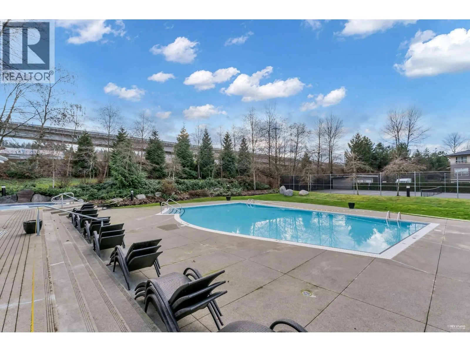 212 600 KLAHANIE DRIVE