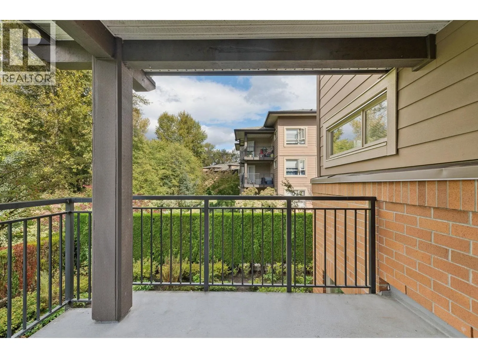 212 600 KLAHANIE DRIVE