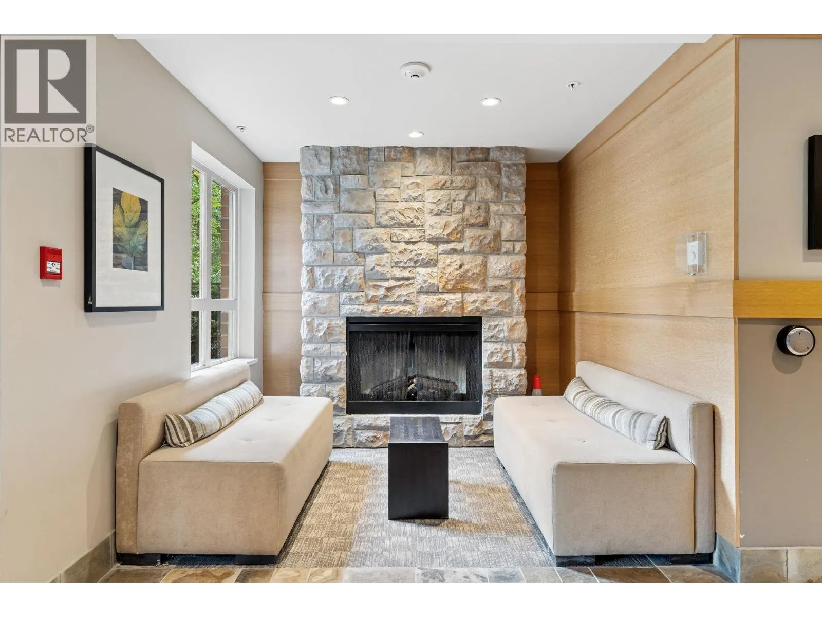 212 600 KLAHANIE DRIVE