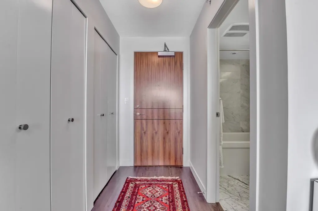 2809 13750 100 AVENUE