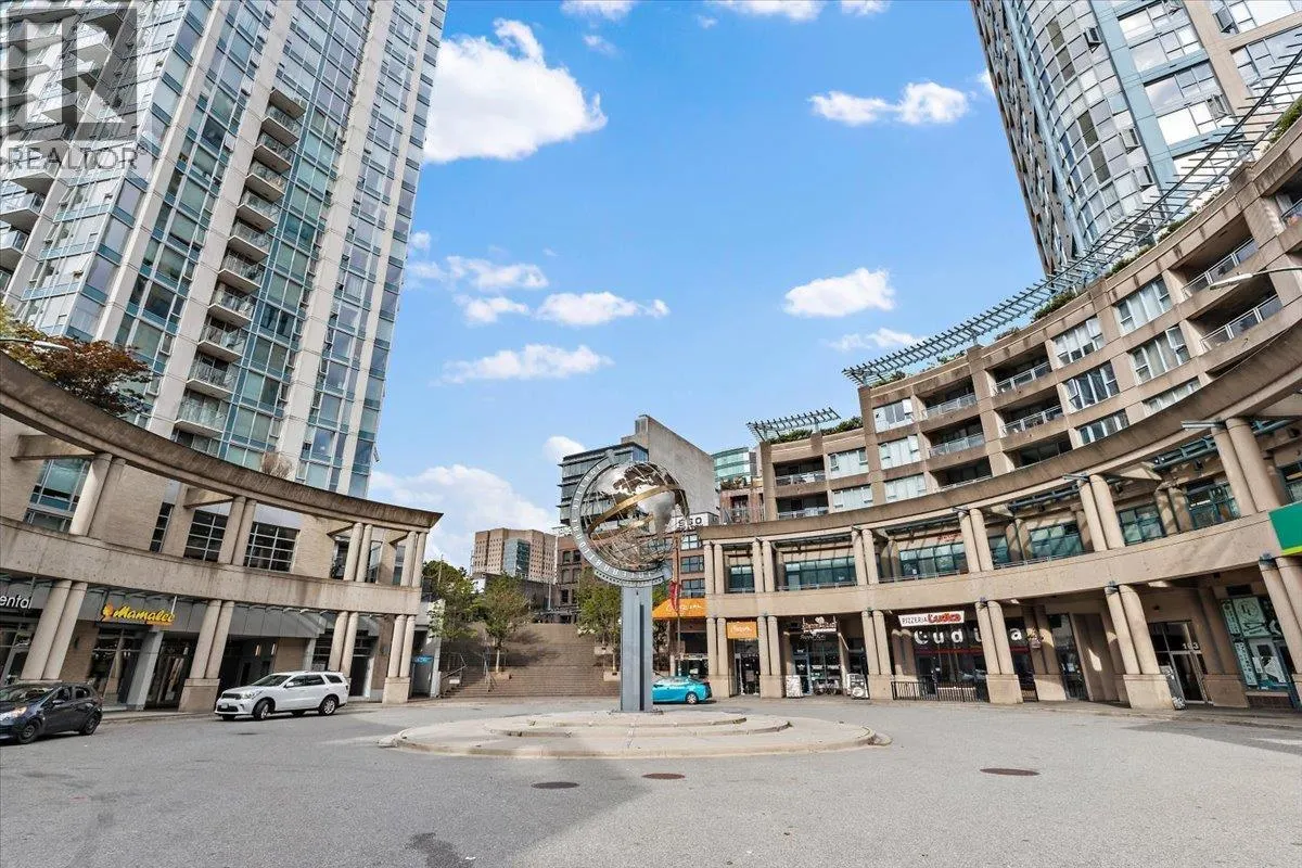 37 KEEFER PLACE