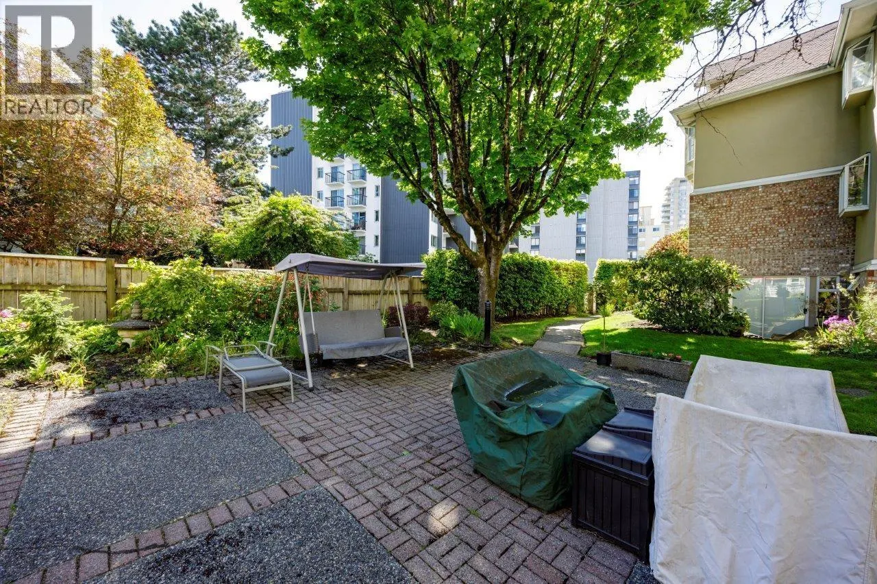 17 2150 MARINE DRIVE