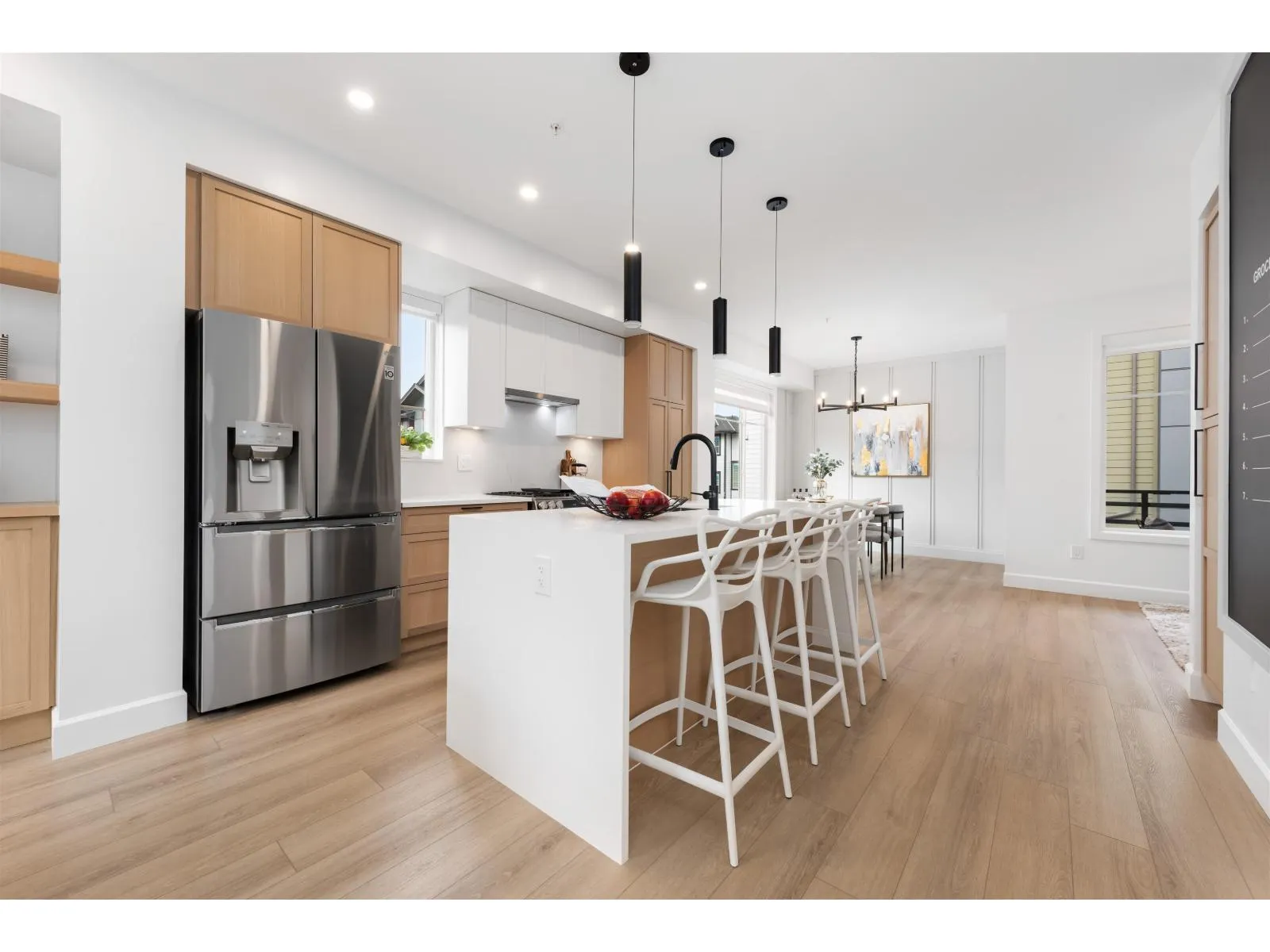 67 20763 76 AVENUE