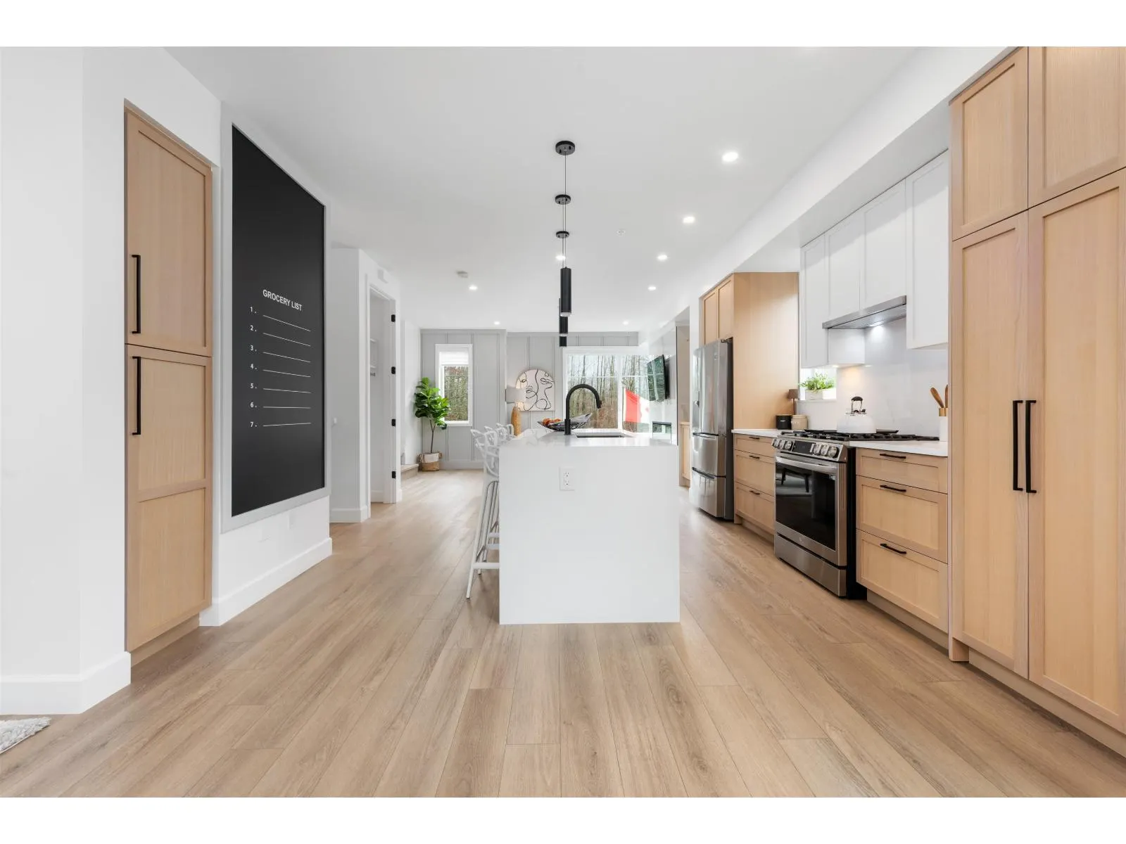 67 20763 76 AVENUE