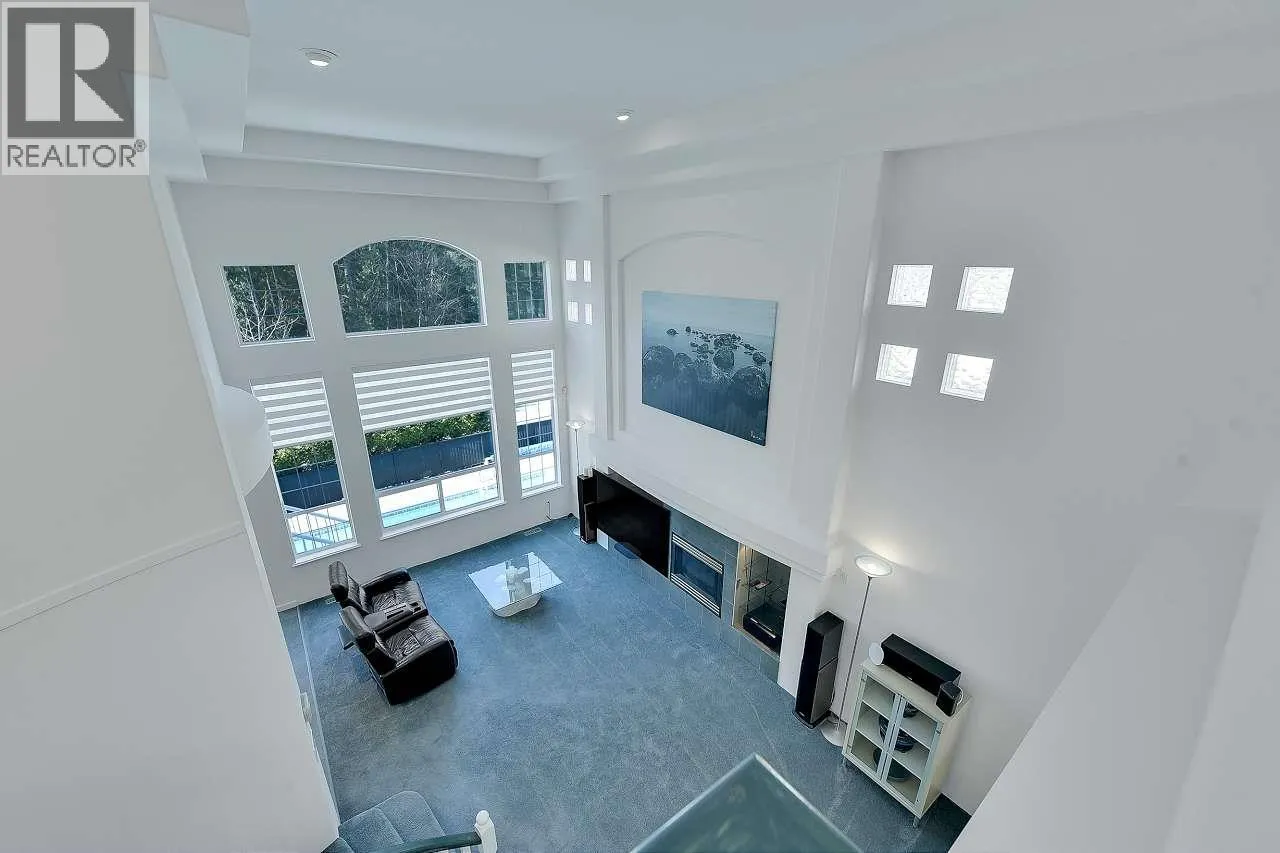 62 LINDEN COURT