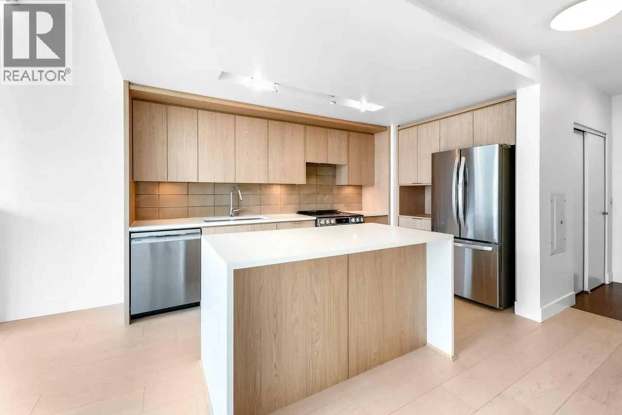 1406 1320 CHESTERFIELD AVENUE