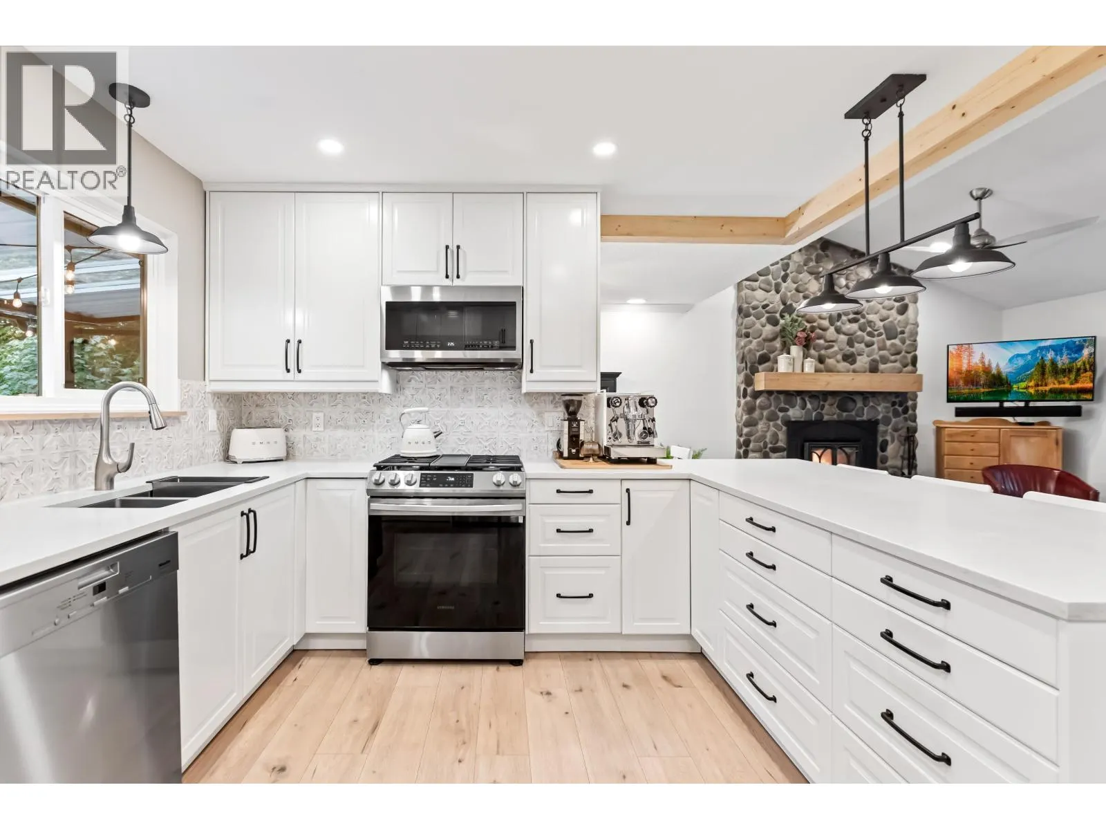26030 103 AVENUE