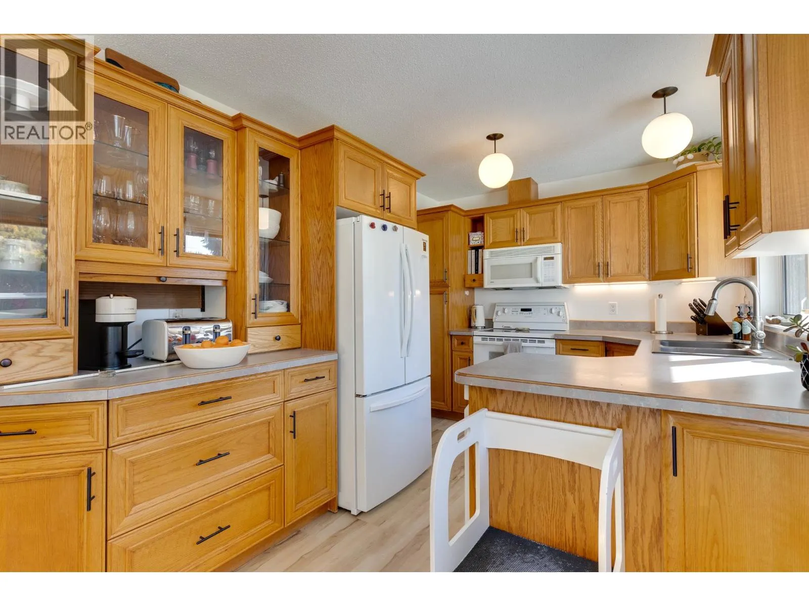 1051 NELSON CRESCENT