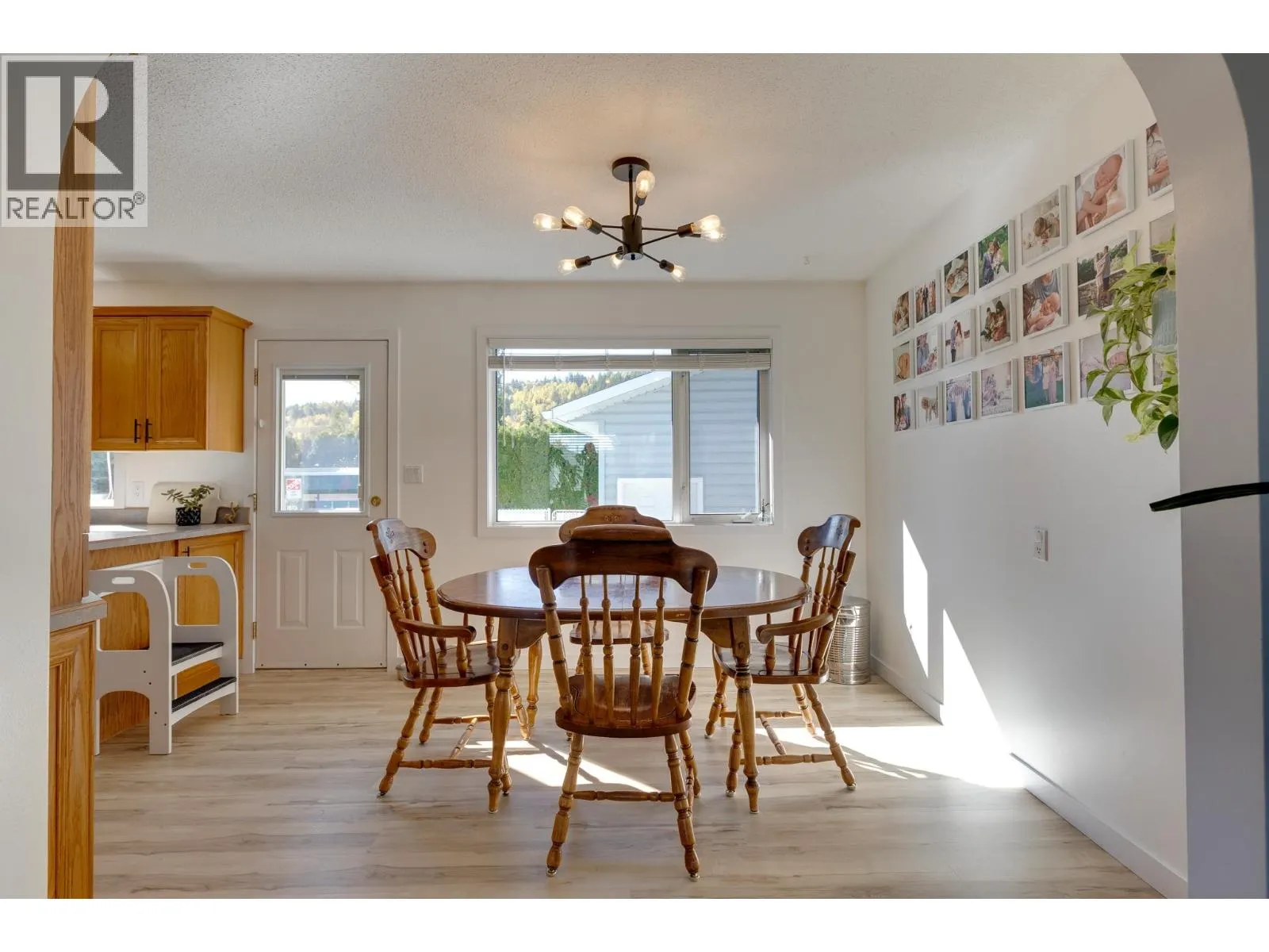 1051 NELSON CRESCENT