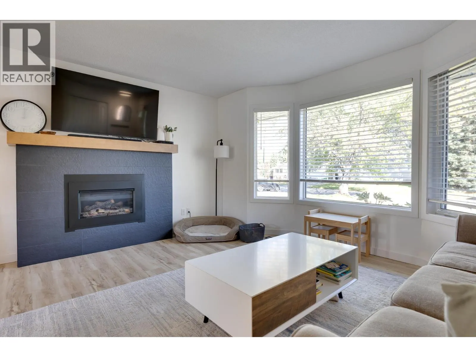 1051 NELSON CRESCENT