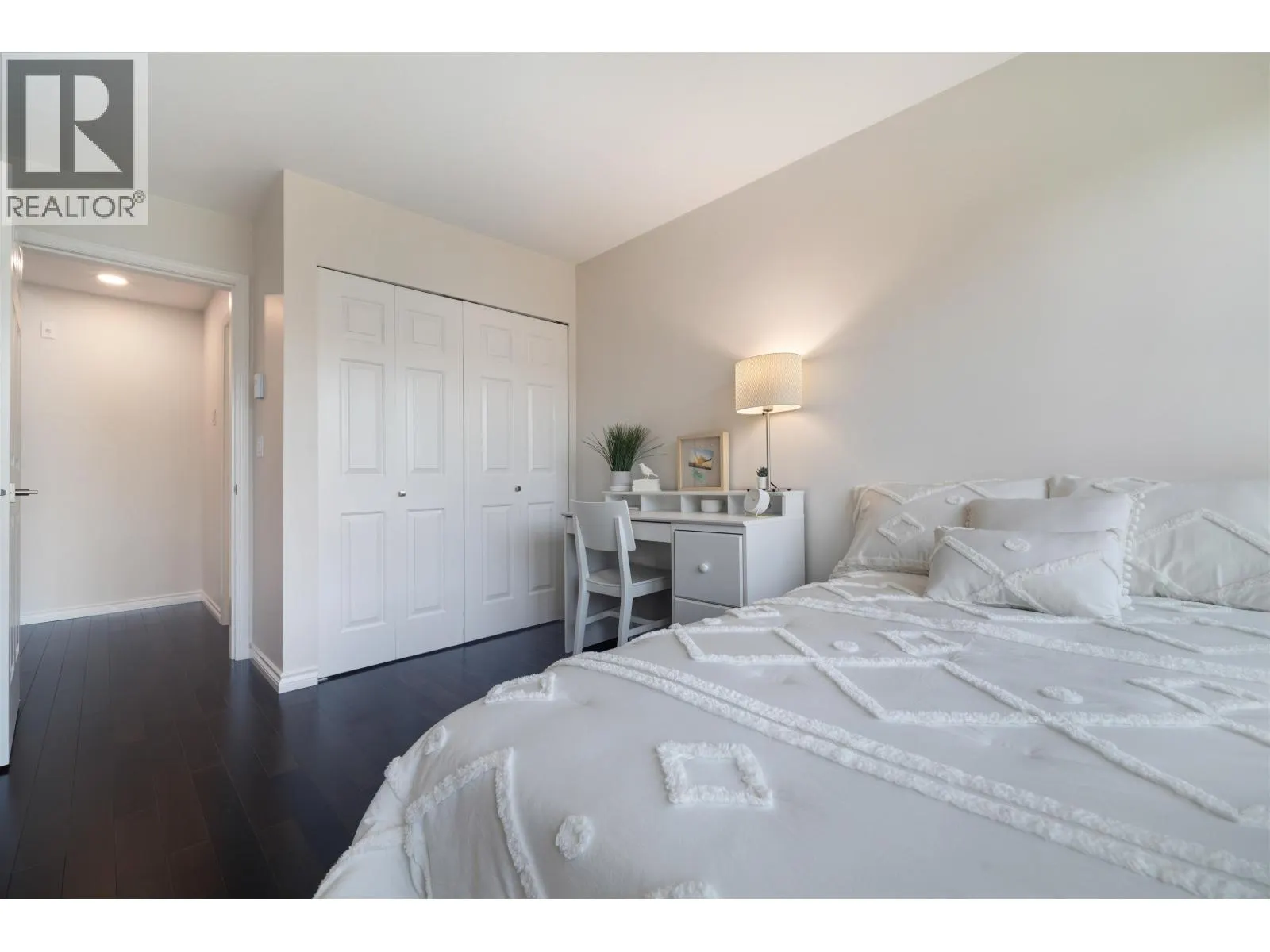 PH 413 175 E 10TH STREET