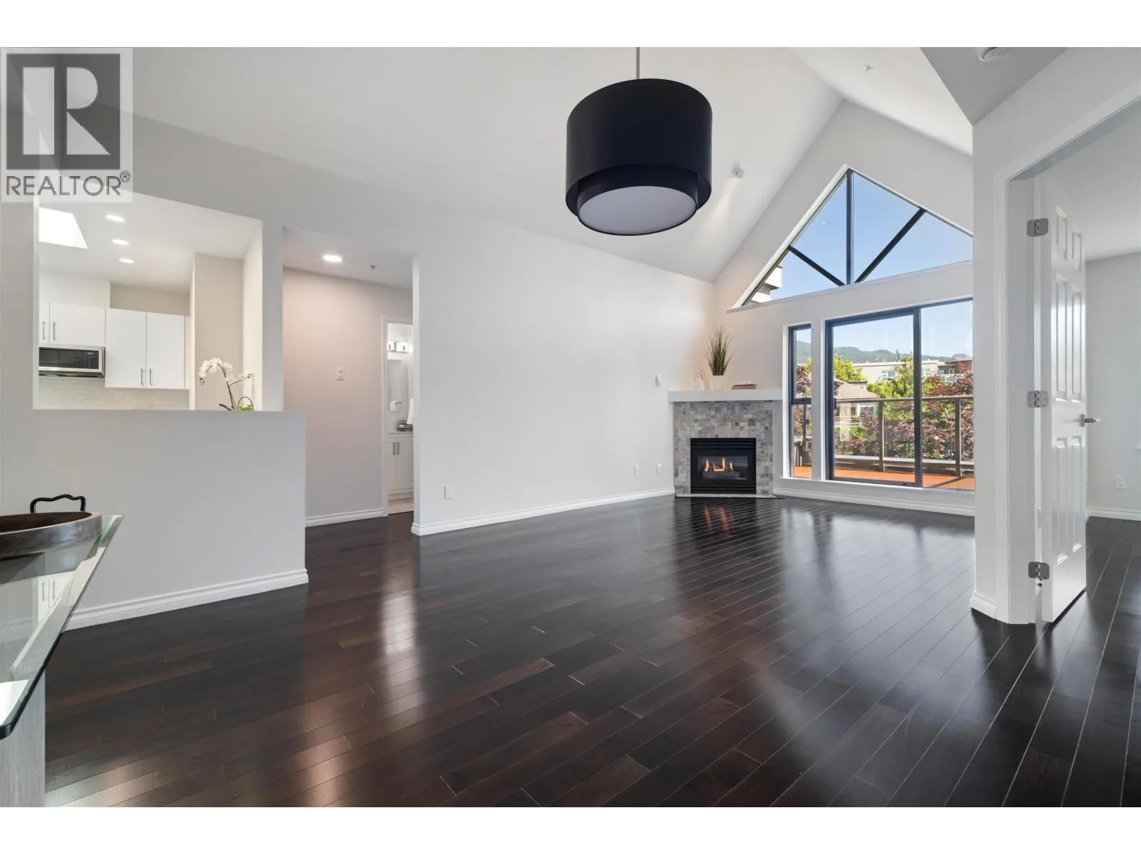 PH 413 175 E 10TH STREET