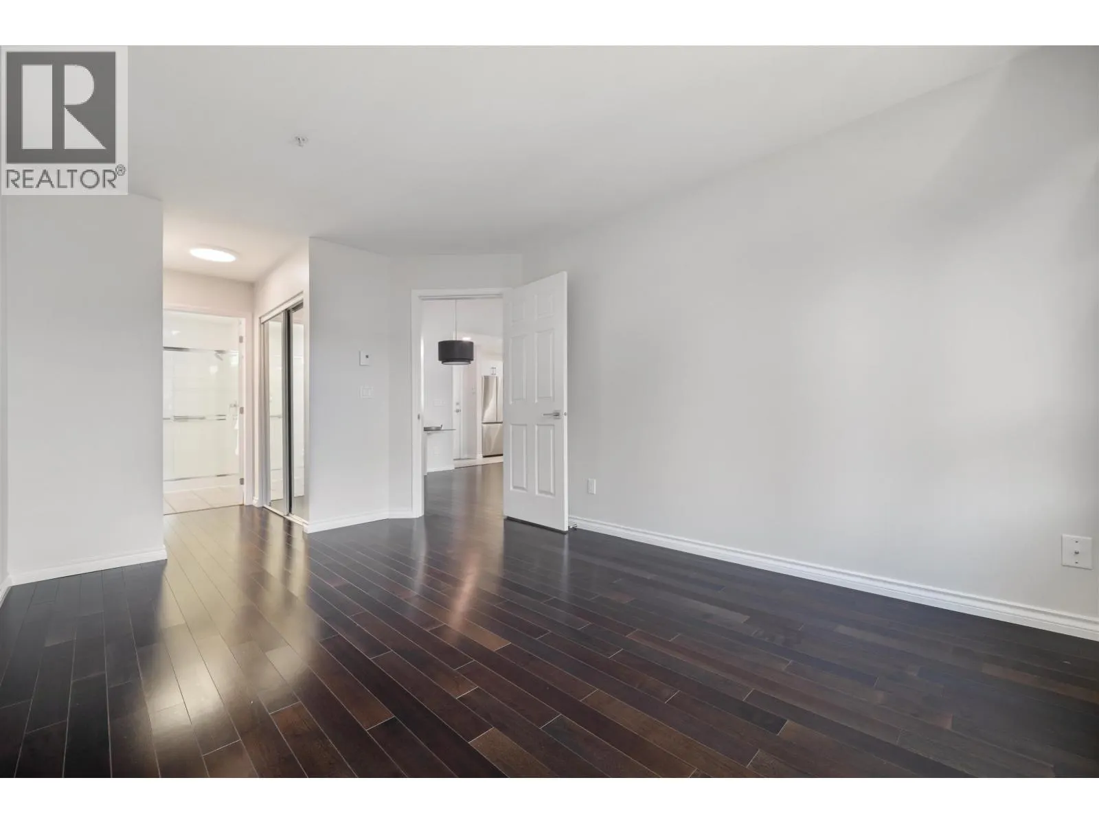 PH 413 175 E 10TH STREET
