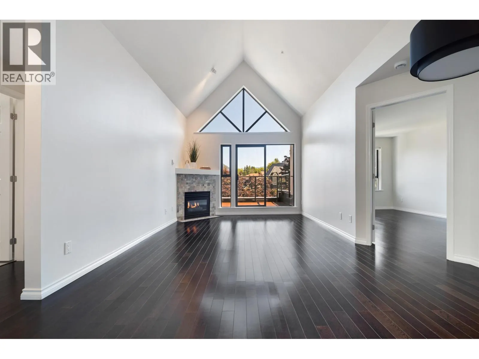 PH 413 175 E 10TH STREET