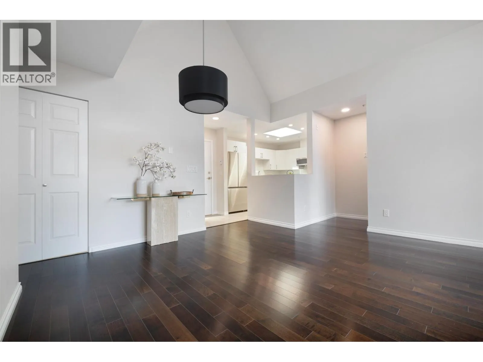 PH 413 175 E 10TH STREET