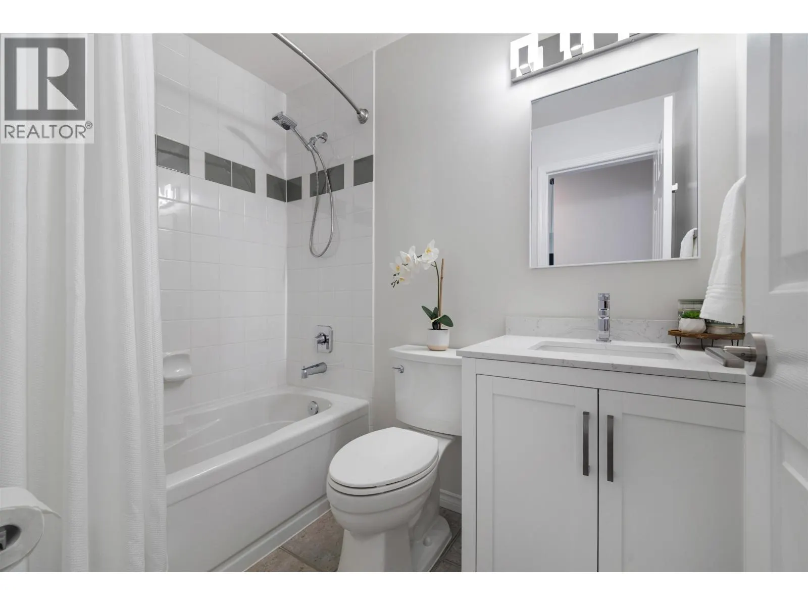 PH 413 175 E 10TH STREET