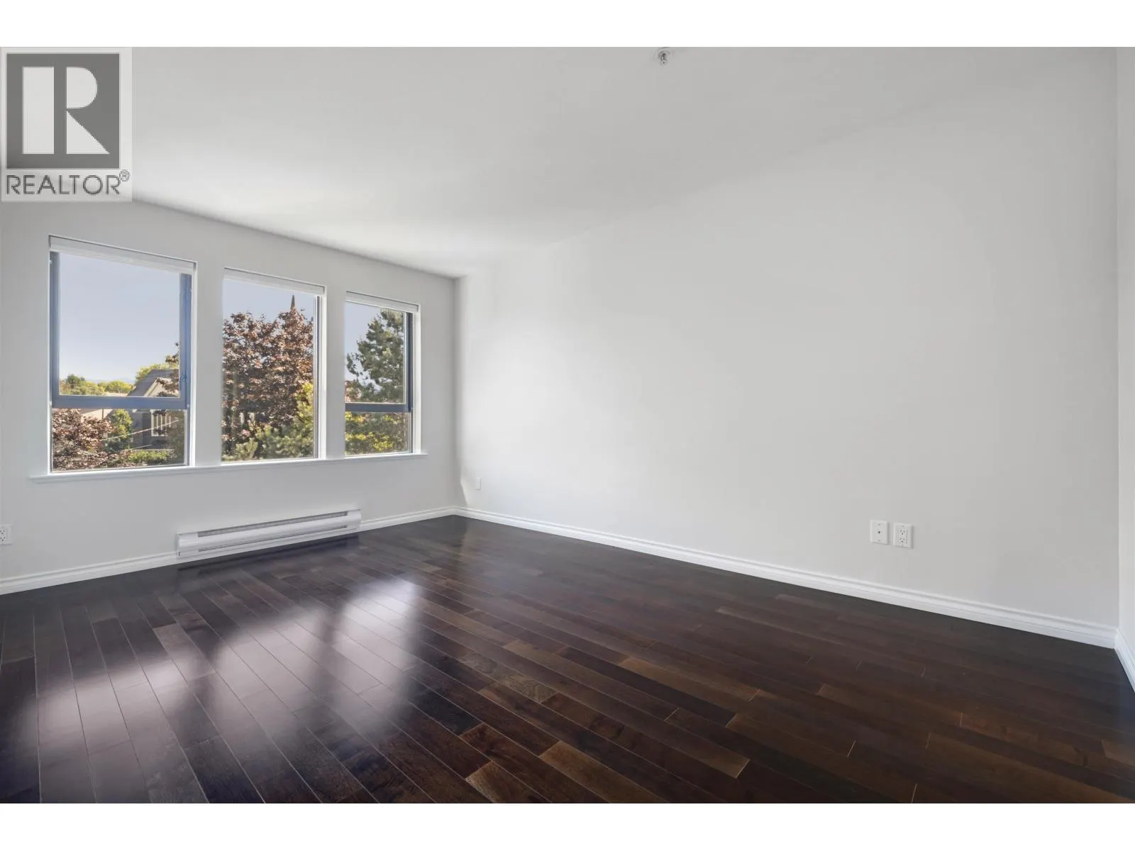 PH 413 175 E 10TH STREET