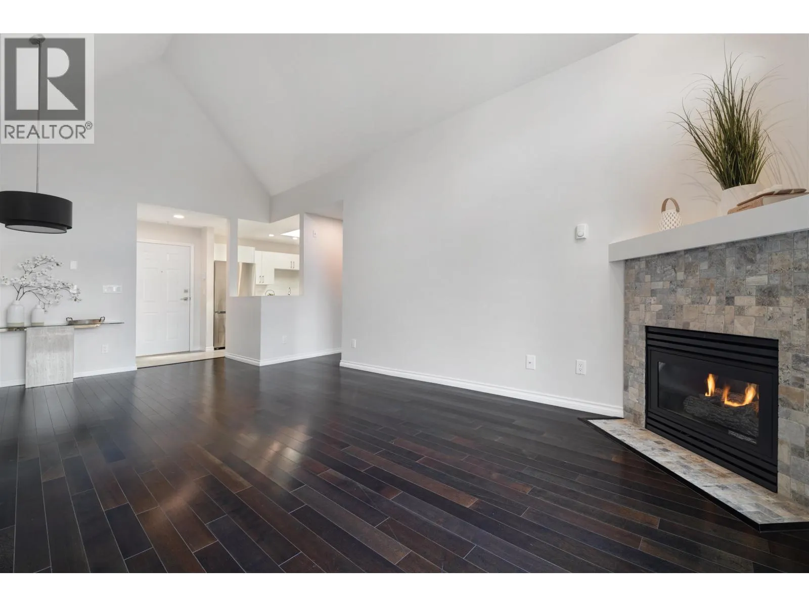 PH 413 175 E 10TH STREET