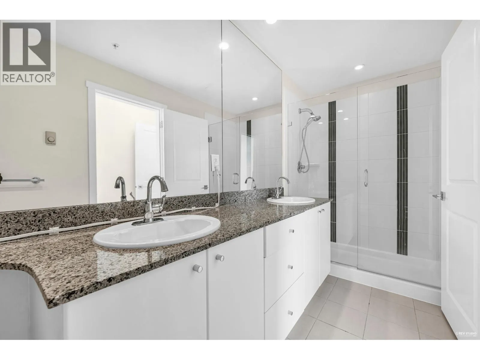 1905 5088 KWANTLEN STREET