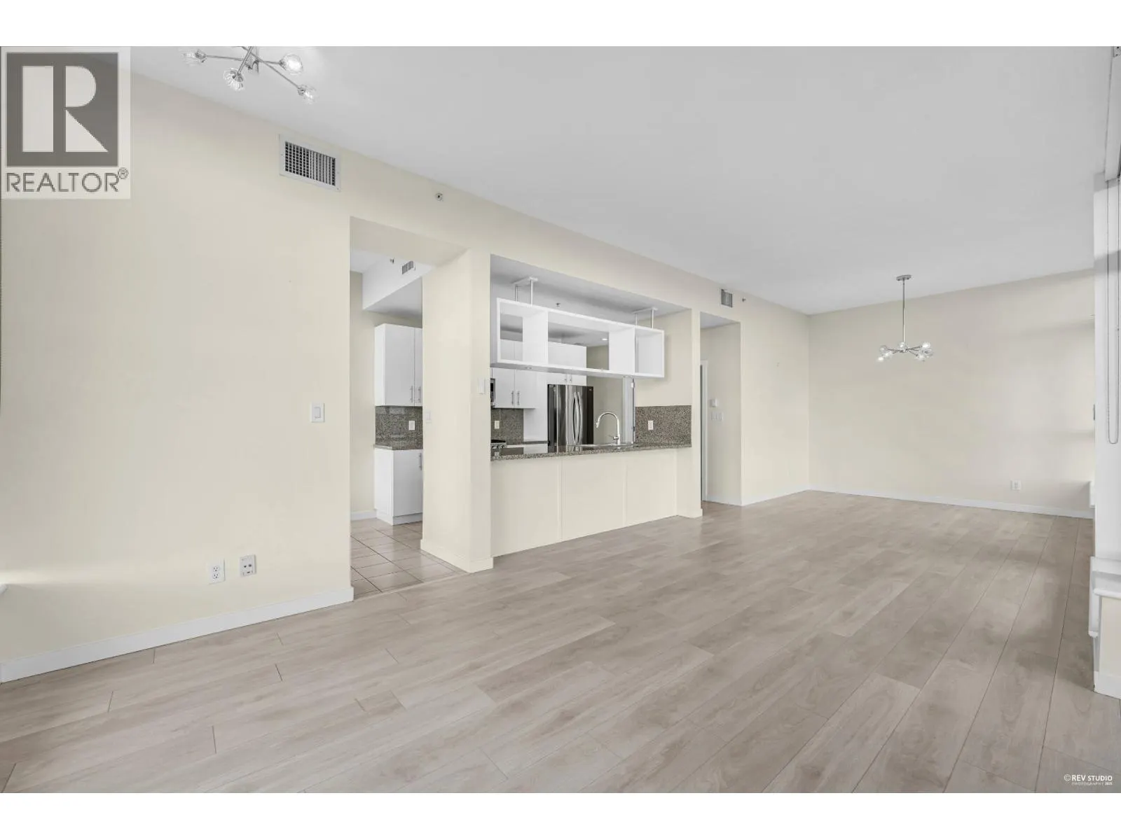 1905 5088 KWANTLEN STREET