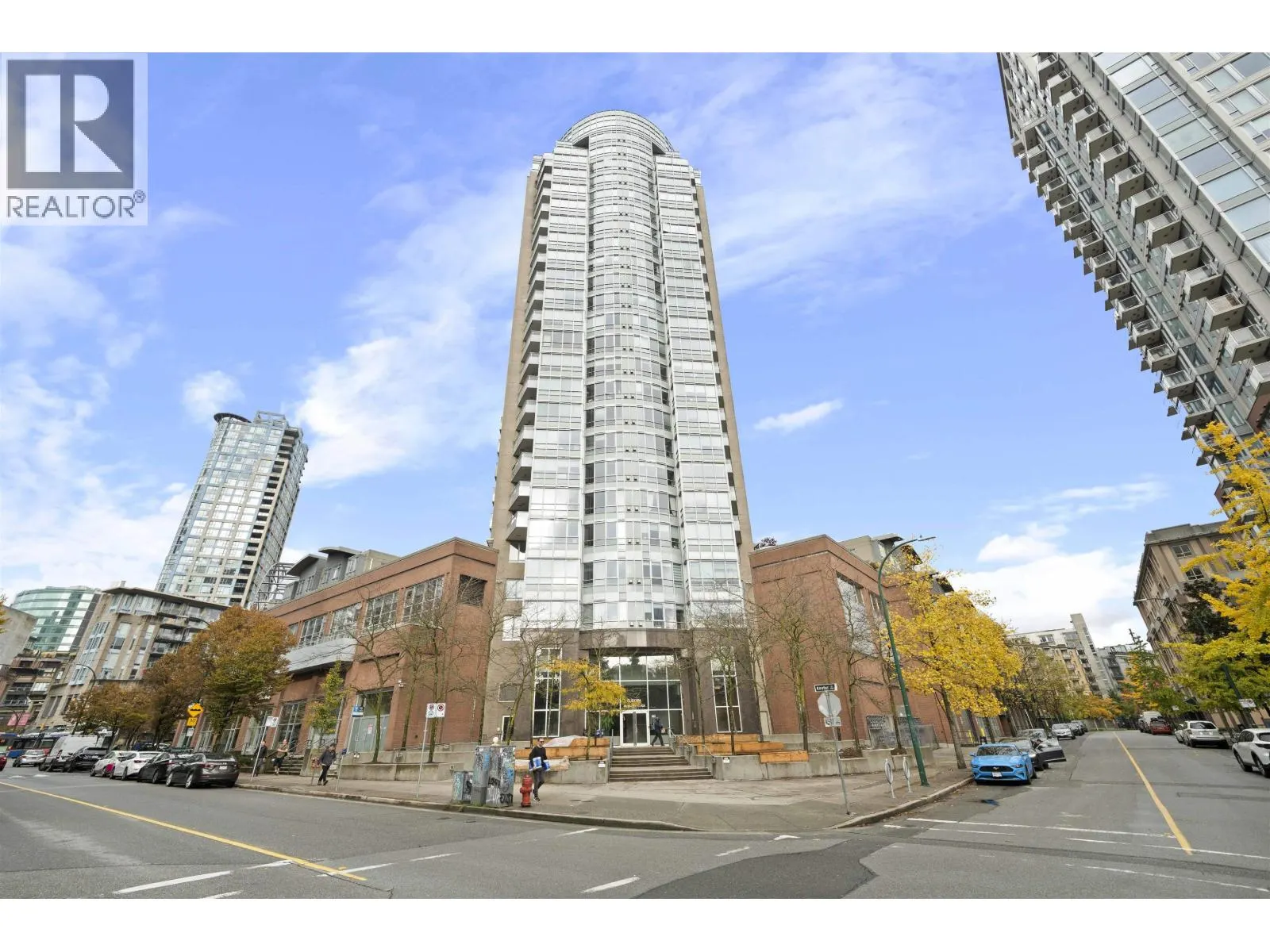 2501 63 KEEFER PLACE