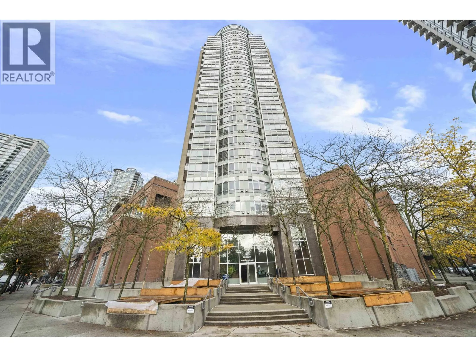 2501 63 KEEFER PLACE