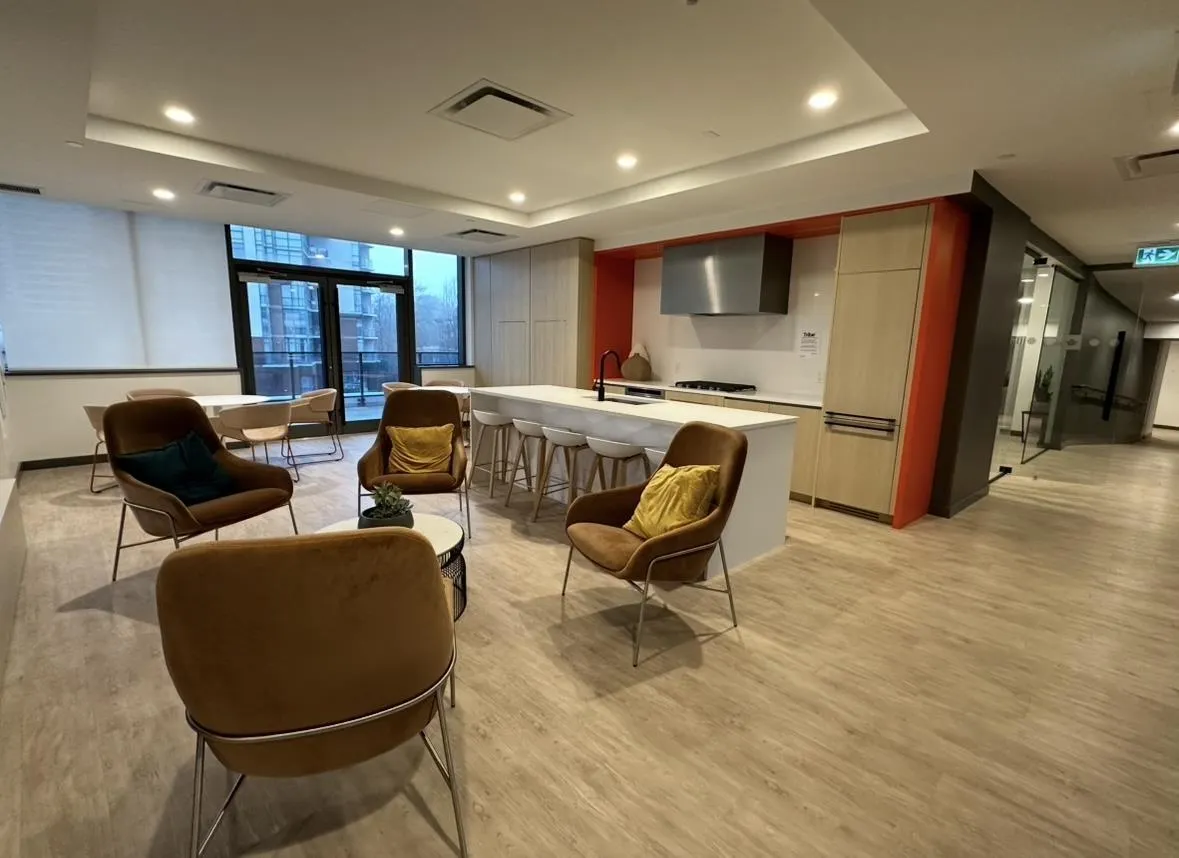 2403 13428 105 AVENUE