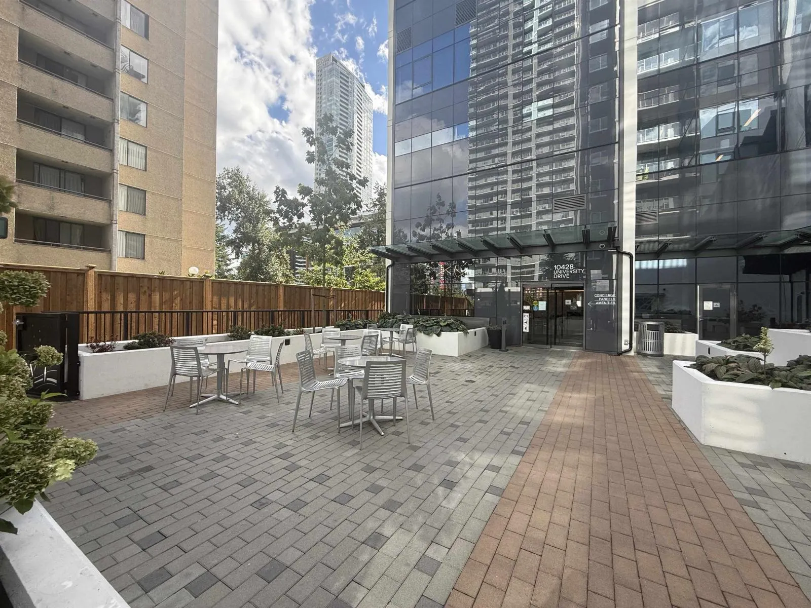 2403 13428 105 AVENUE
