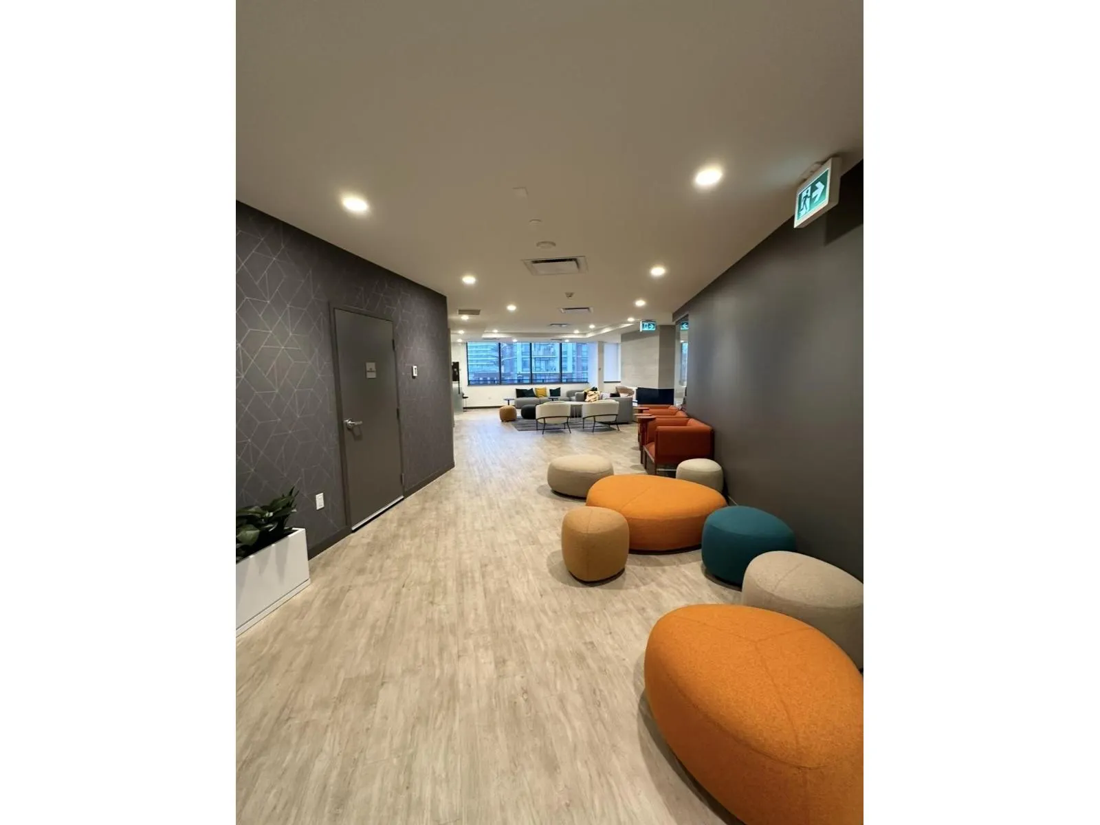 2403 13428 105 AVENUE