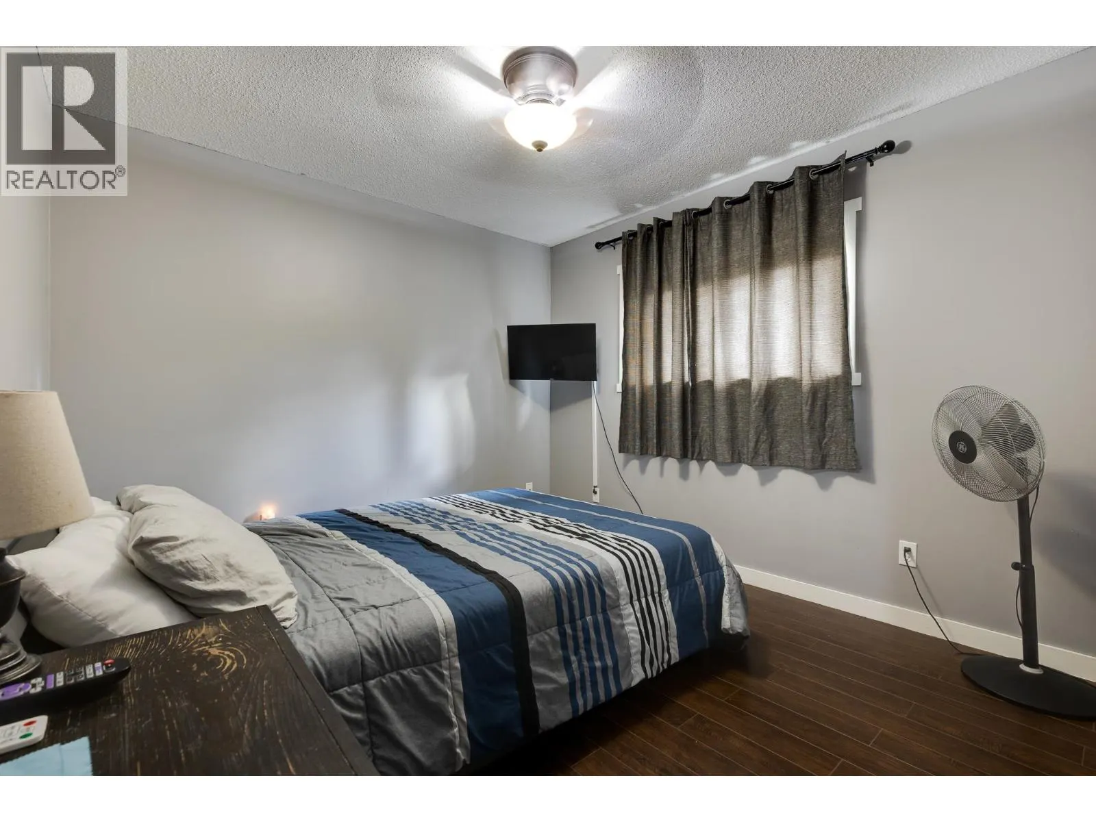 2901 CHRISTOPHER CRESCENT