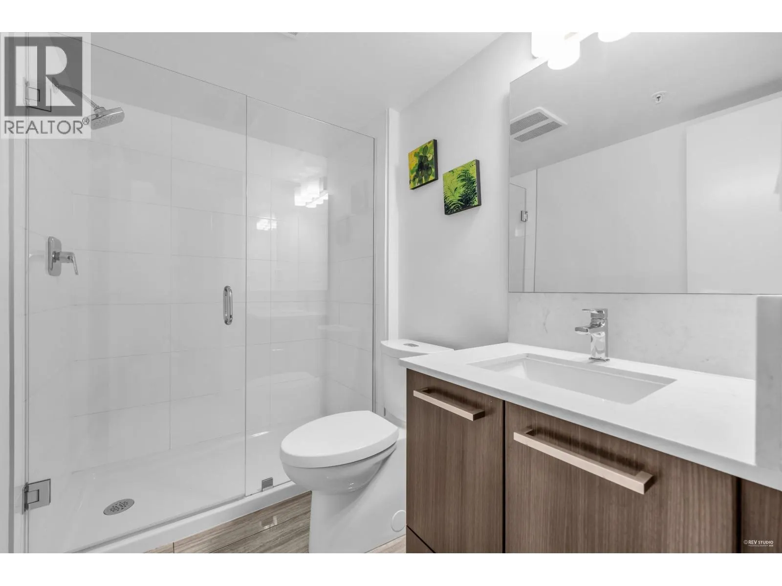 1802 8288 GRANVILLE AVENUE