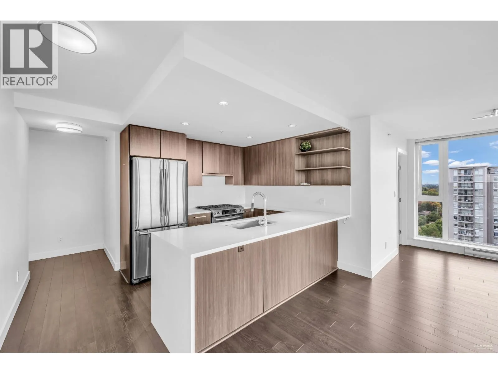 1802 8288 GRANVILLE AVENUE