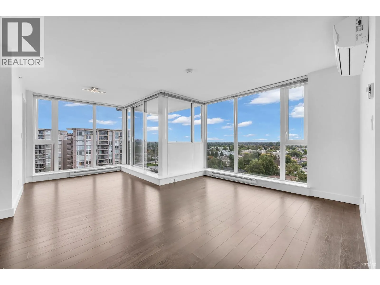 1802 8288 GRANVILLE AVENUE
