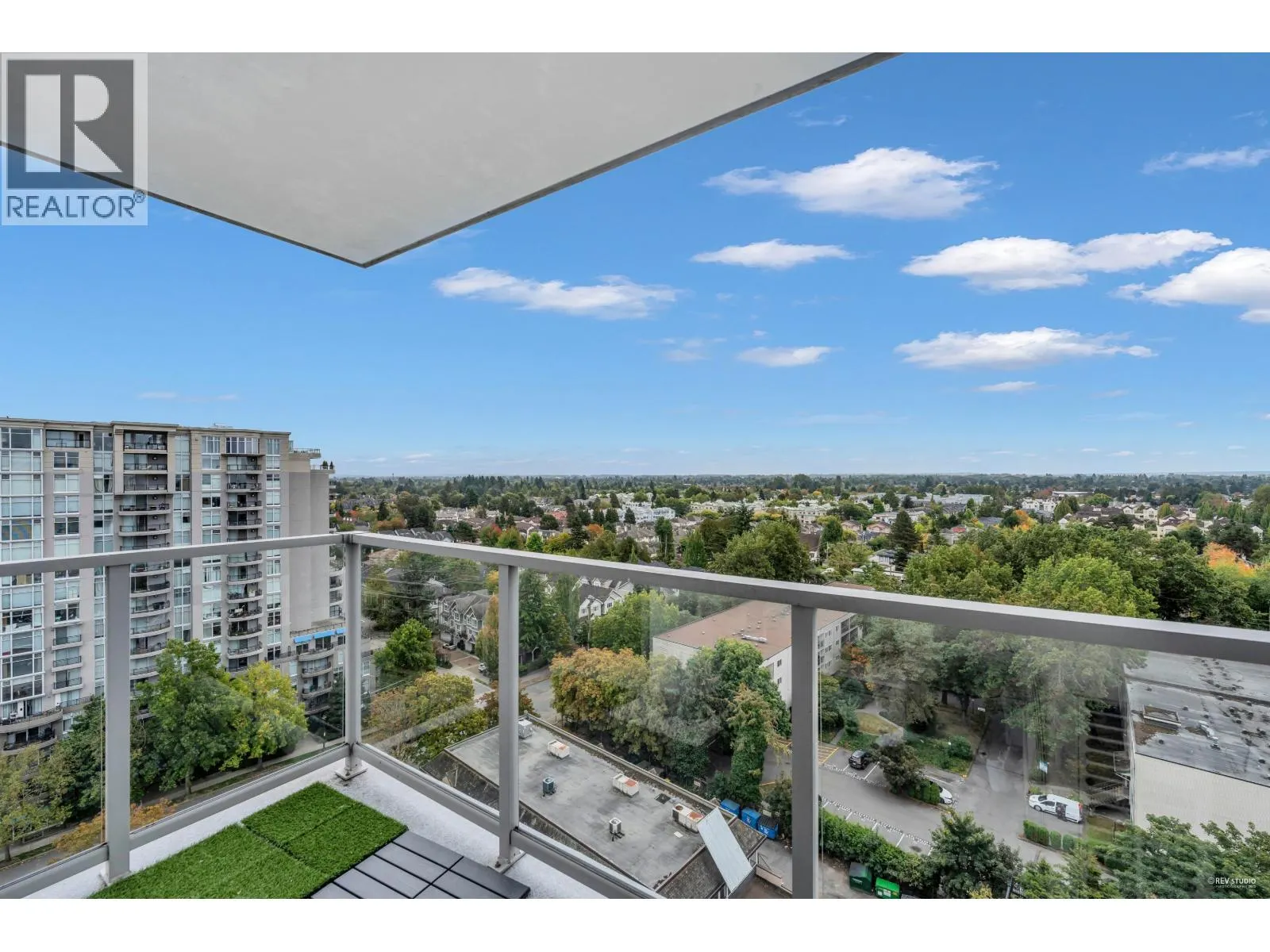 1802 8288 GRANVILLE AVENUE