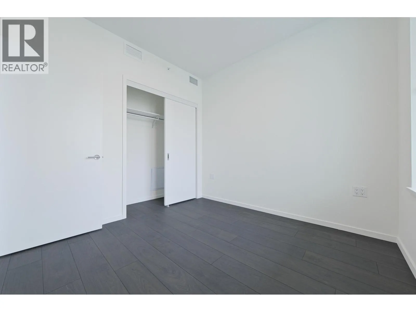 762 6600 MINORU BOULEVARD