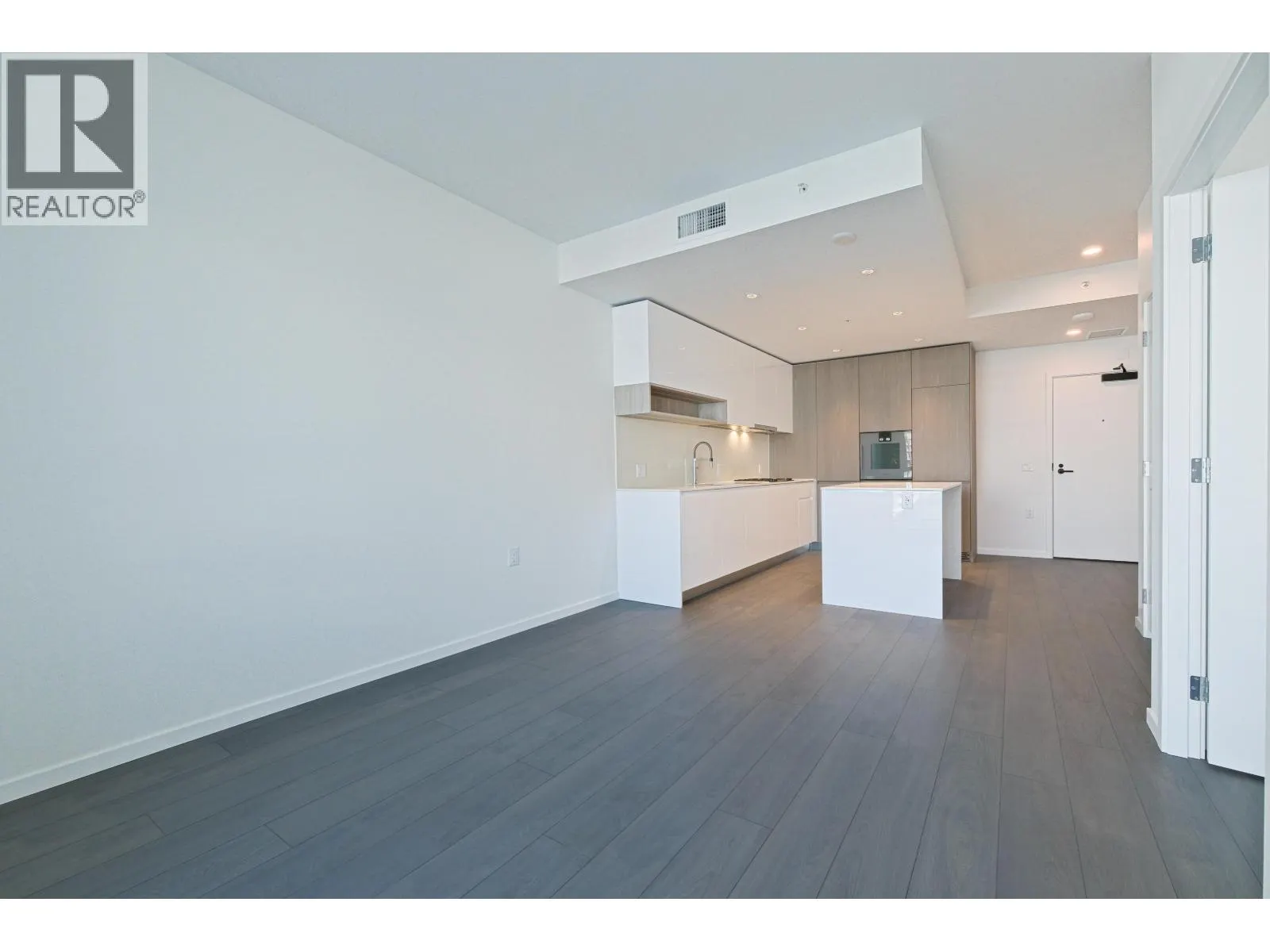 762 6600 MINORU BOULEVARD
