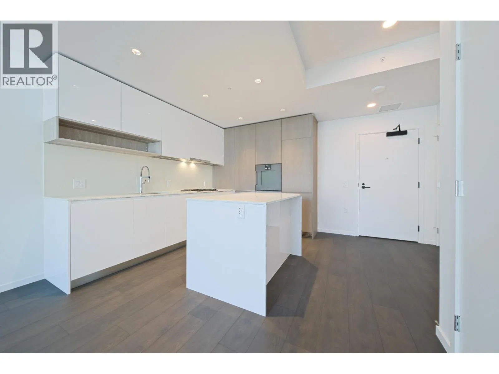 762 6600 MINORU BOULEVARD