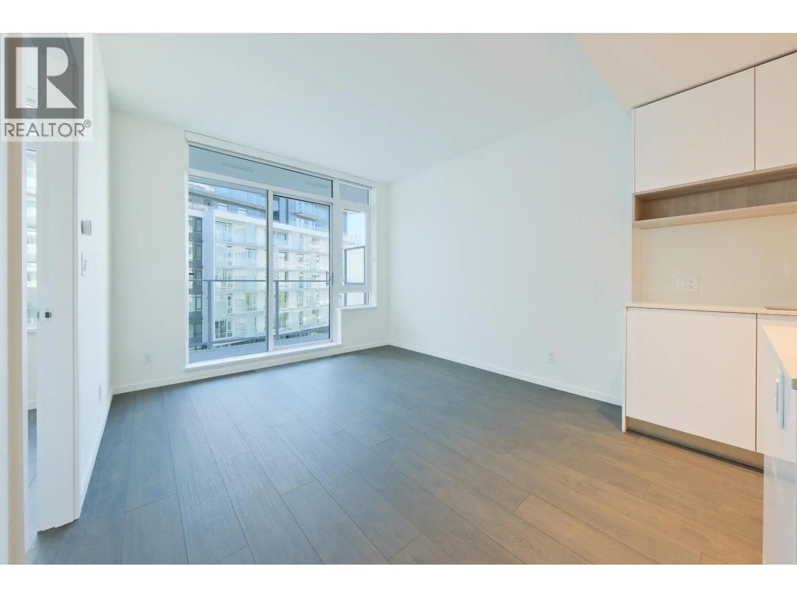 752 6500 MINORU BOULEVARD