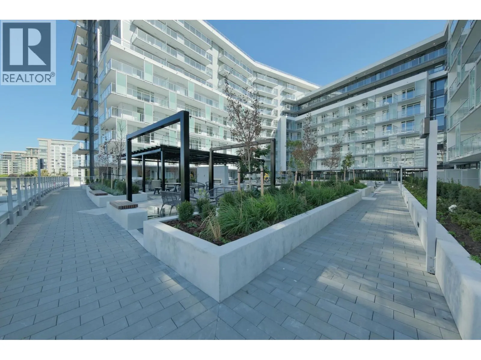 752 6500 MINORU BOULEVARD