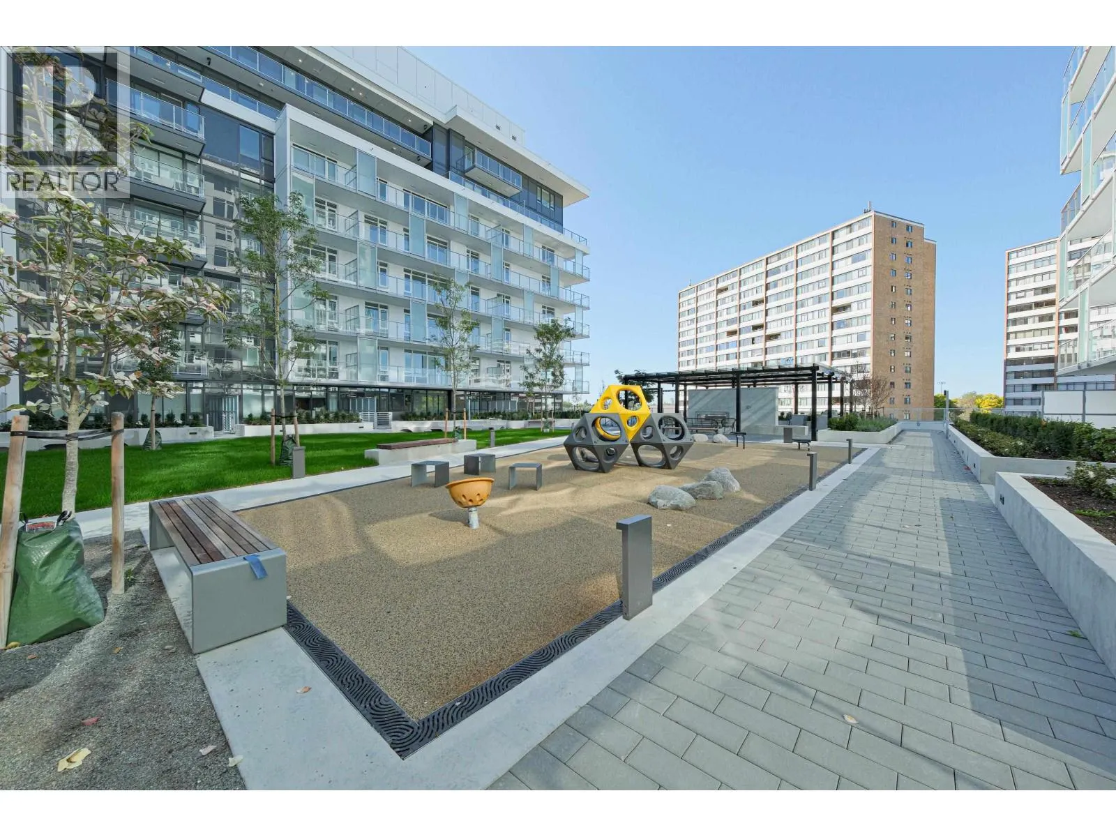752 6500 MINORU BOULEVARD