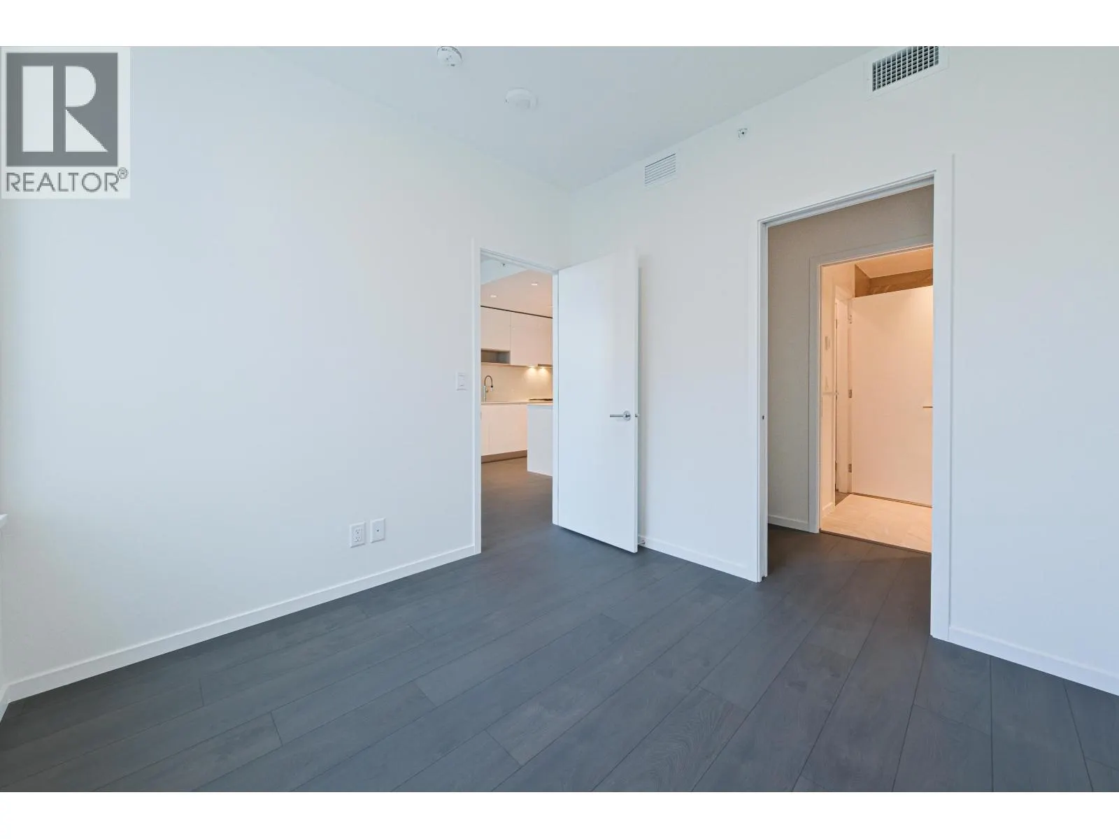752 6500 MINORU BOULEVARD