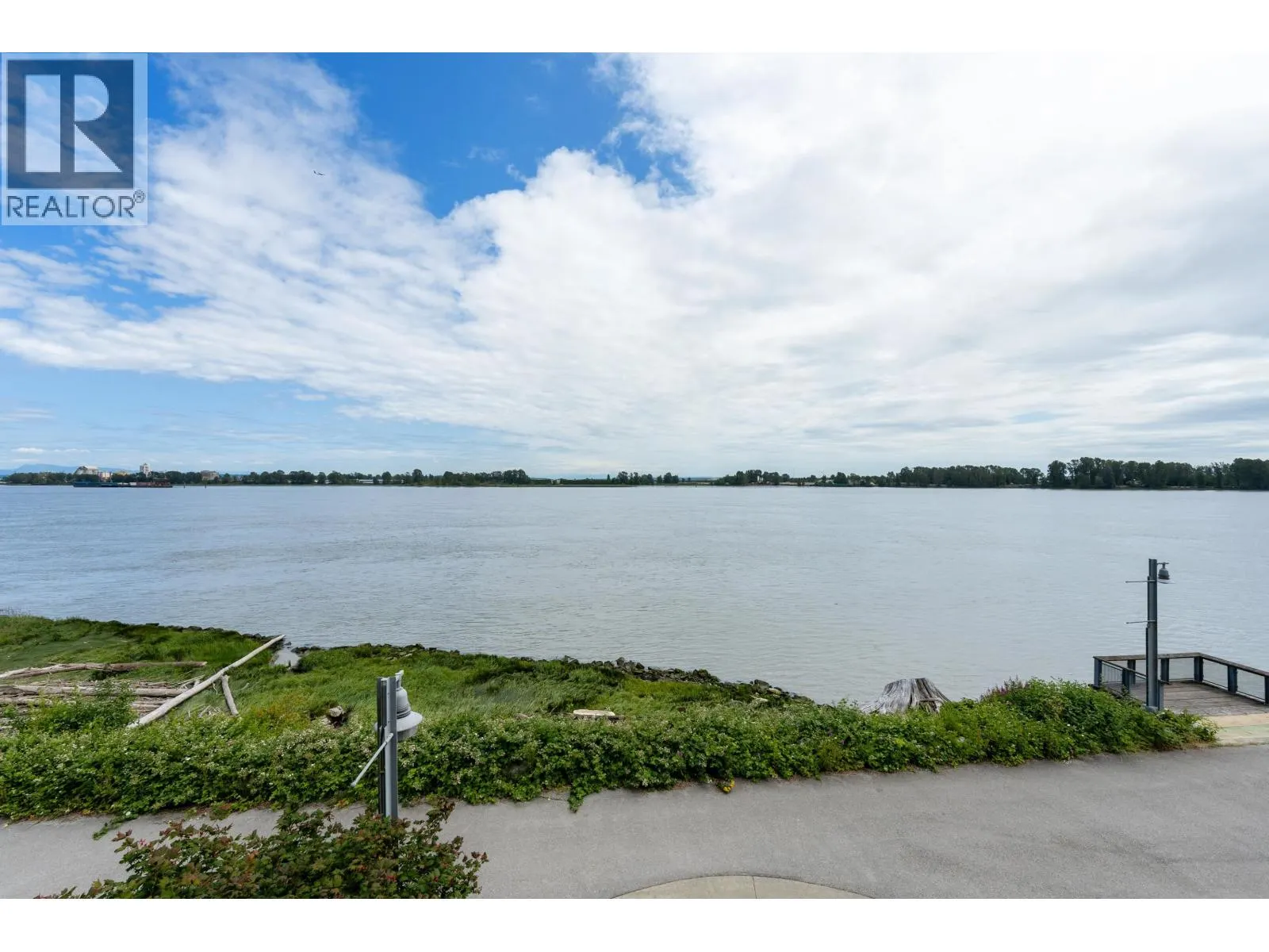 311 14300 RIVERPORT WAY