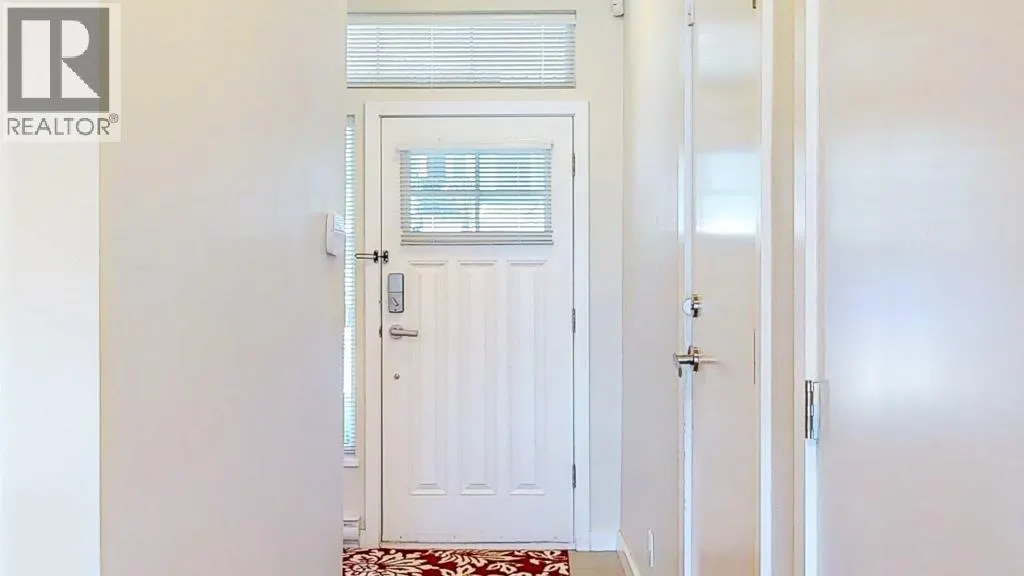 5993 BEACHGATE LANE