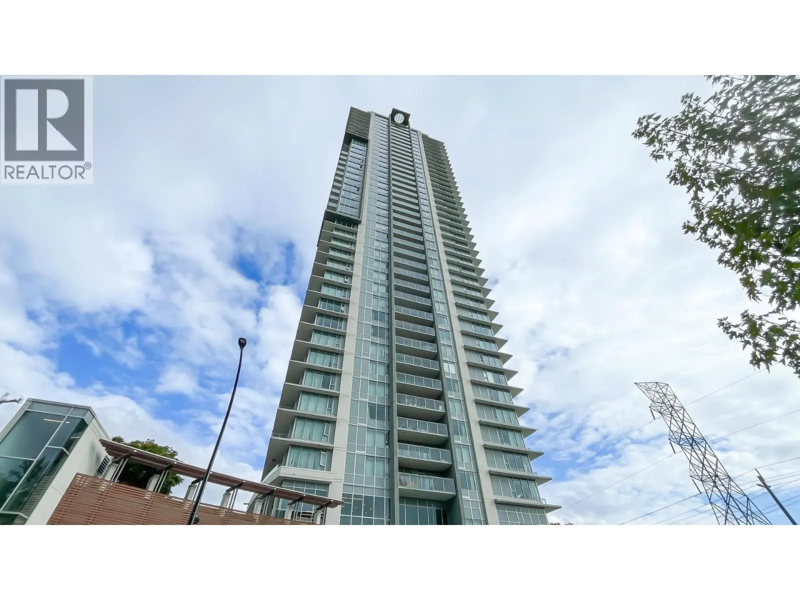 1008 2388 MADISON AVENUE