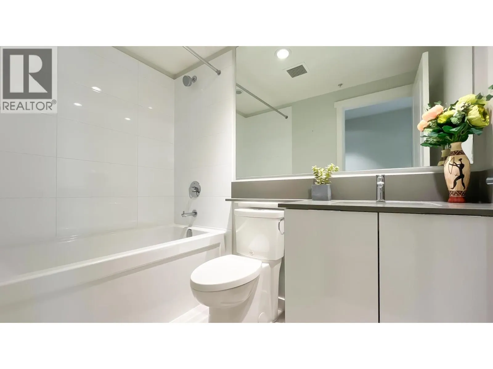 1008 2388 MADISON AVENUE