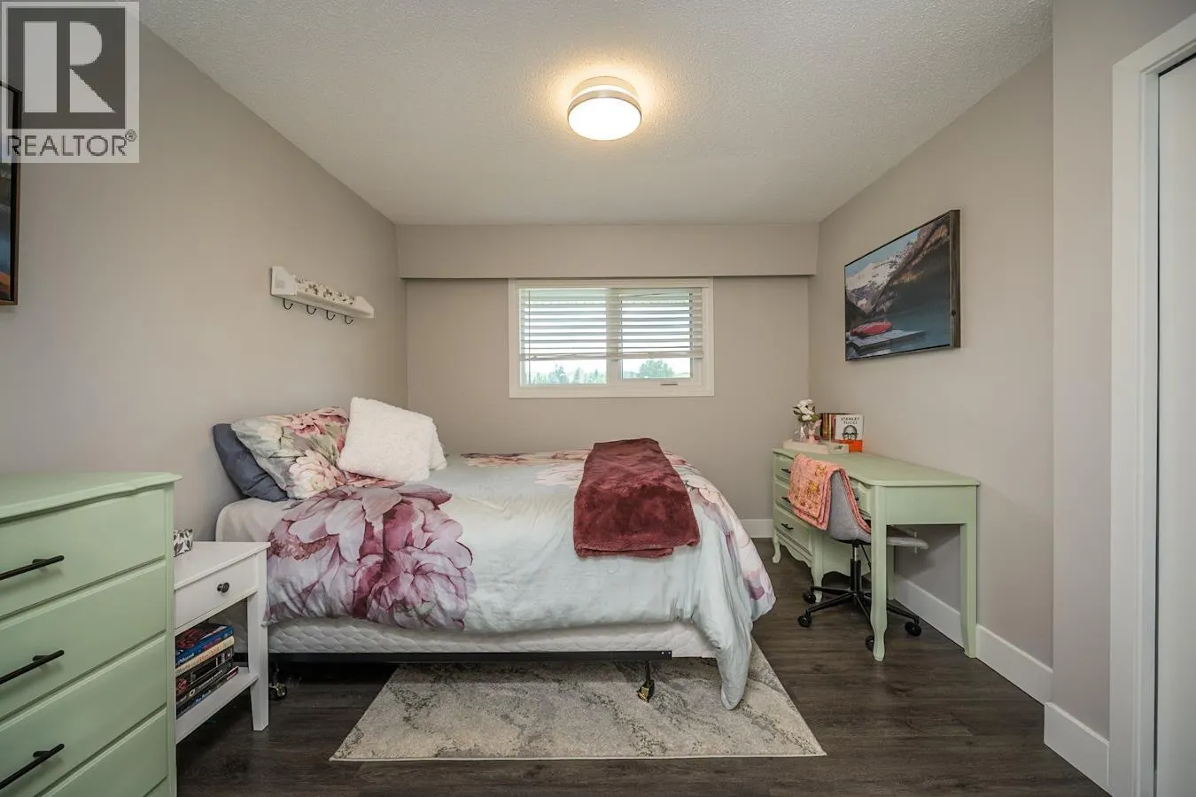 459 CLAXTON CRESCENT