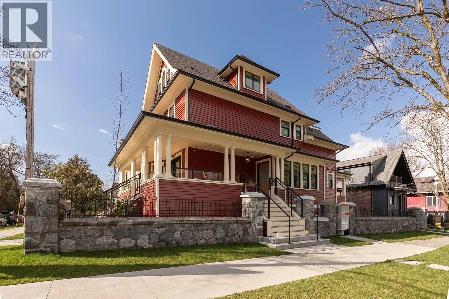 1081 SEMLIN DRIVE