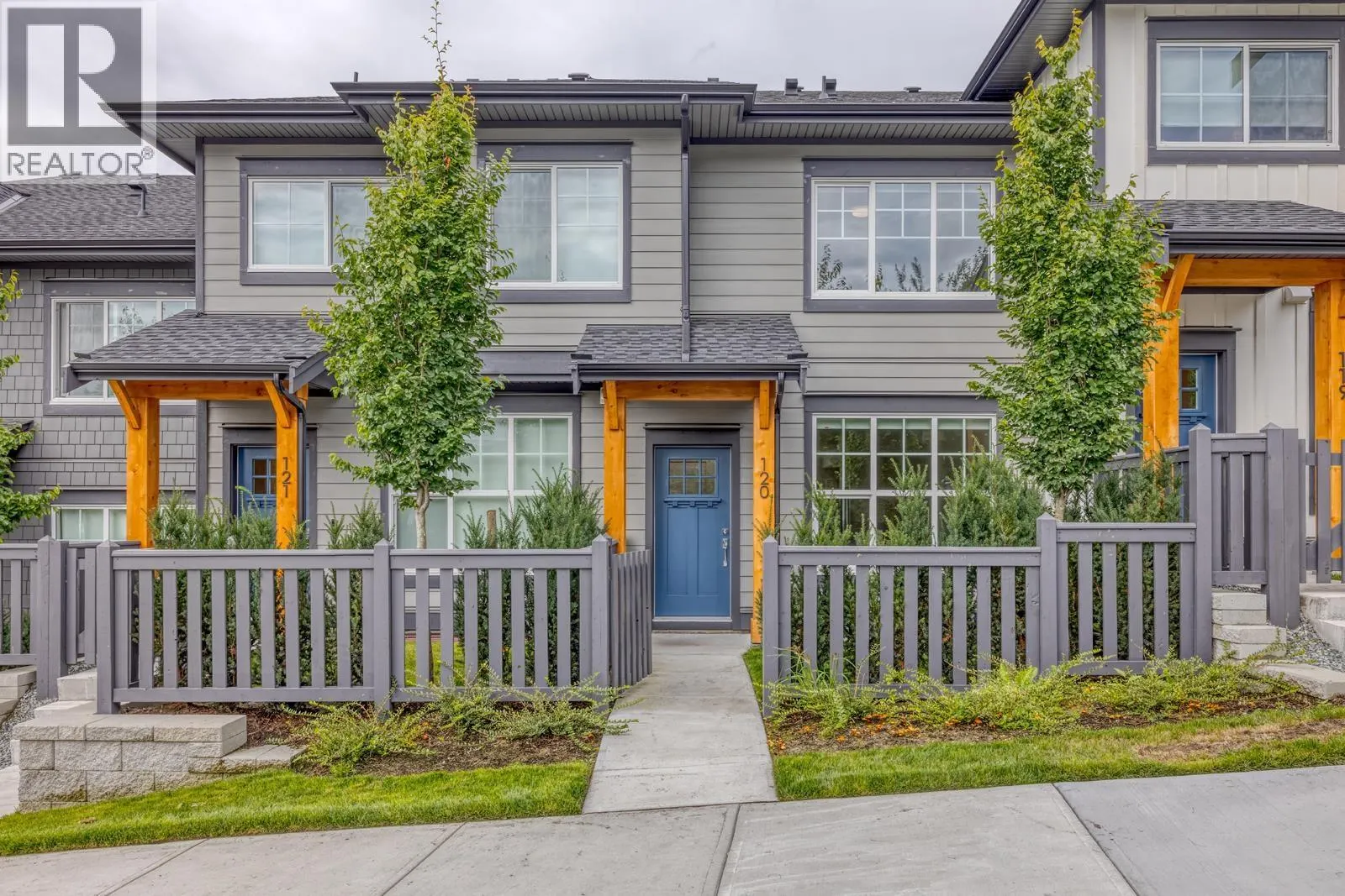 120 3421 QUEENSTON AVENUE